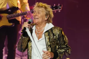 Rod Stewart cancela shows após passar por procedimento médico nos EUA