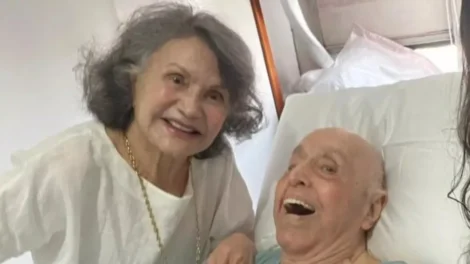 Rosamaria Murtinho mostra Mauro Mendonça em leito e preocupa fãs