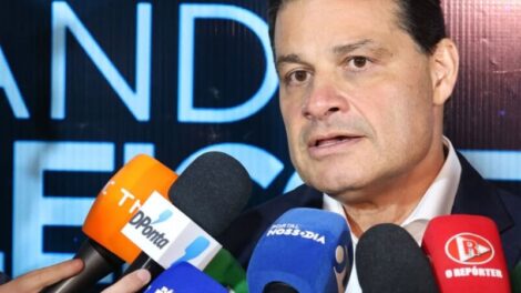 Sandro Alex destaca programa de rodovias de concreto como referência e garante continuidade dos investimentos