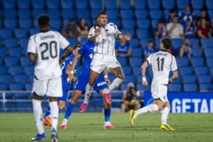 Sem Neymar, Santos avança na Sul-Americana e encara o Atlético-MG nas quartas