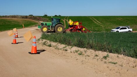 Sistema Faep lança curso inédito no Brasil sobre escoltas de máquinas agrícolas