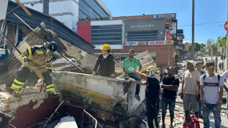 Sobe para 132 o número de mortos após terremoto de 7,4 na Colômbia