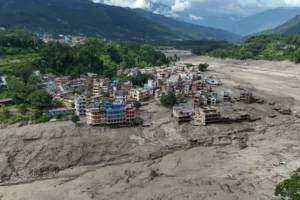Sobe para 472 número de mortos devido à enxurrada na fronteira Nepal-Tibete