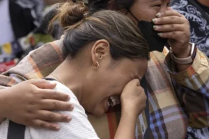 Sobe para 750 o número de mortos no Nepal e Tibete devido a enxurrada