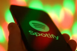 Spotify supera projeção de assinantes no 2º tri, mas fica aquém no lucro