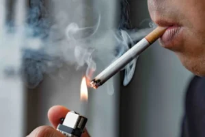Tabagismo é maior entre jovens de 16 a 24 anos, alerta pesquisa