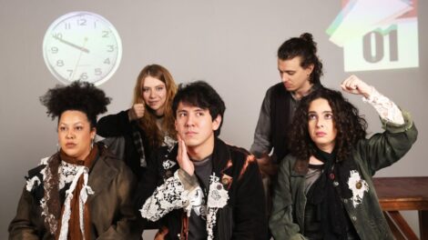 Teatro do Alvorecer estreia peça sobre memória, despedidas e reencontros em Maringá