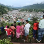 Terremoto atinge o Tibete um dia após avalanche