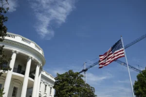 Trump já retirou mais de 175 mil vistos de cidadãos estrangeiros