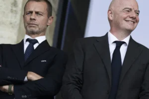 UEFA baixa armas e levanta boicote após promessa da FIFA sobre a Copa