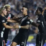 Vasco pega o Olimpia em São Januário para abrir vantagem nas oitavas da Sul-Americana
