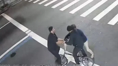 Vídeo mostra início de linchamento que matou homem com 63 pauladas no Rio