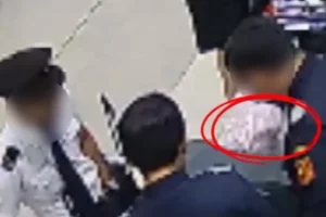 Vídeo mostra piloto flagrado com 70 mil comprimidos de ecstasy em Jacarta