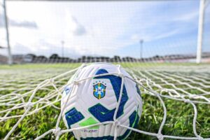 Visitantes abrem vantagem na briga por acesso ao Brasileirão Feminino