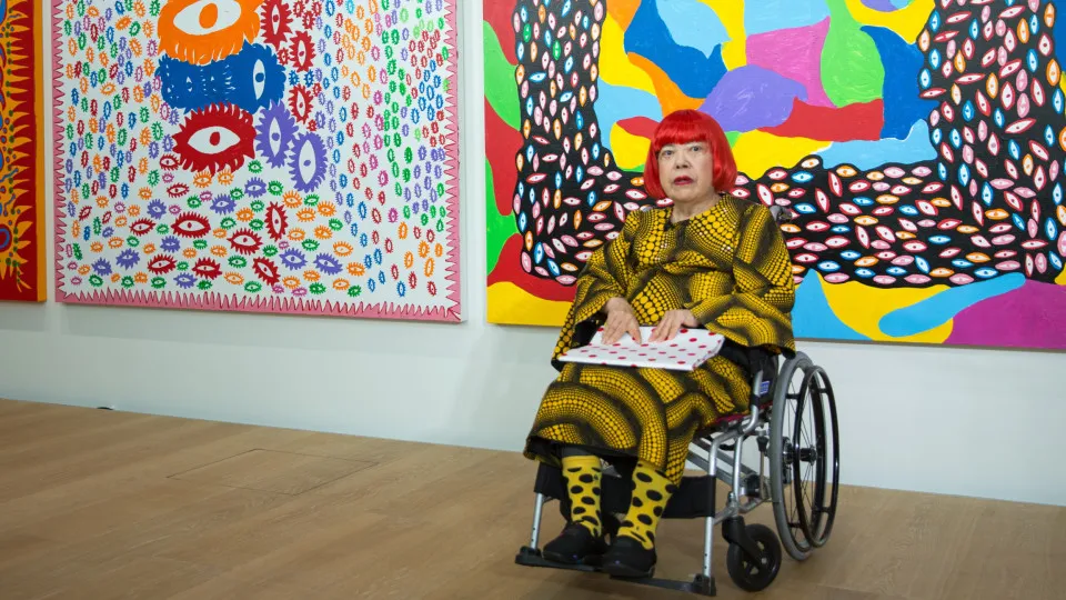 Yayoi Kusama, 'Rainha das Bolinhas', morre aos 97 anos em Tóquio