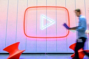 YouTube muda regras de monetização e dobra exigência para ganhar dinheiro