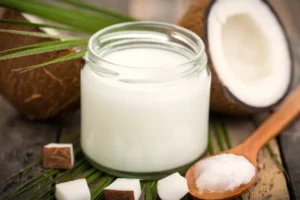 12 formas de usar óleo de coco em casa (sem ser para cozinhar)