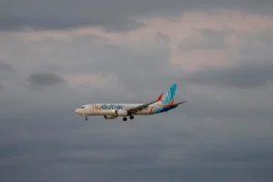 'Absolutamente assustador', dizem passageiros de voo da Flydubai que ia a Israel