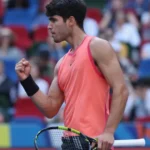 Alcaraz vence na estreia no US Open após mais de 4 meses parado por lesão