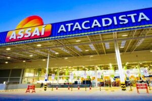 Assaí compra 18 postos de combustíveis e amplia atuação
