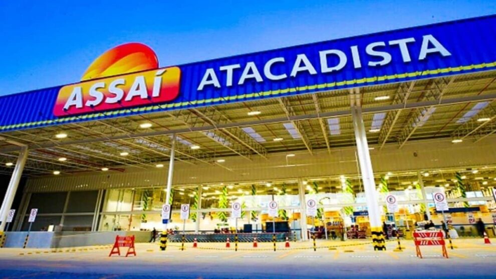Assaí compra 18 postos de combustíveis e amplia atuação