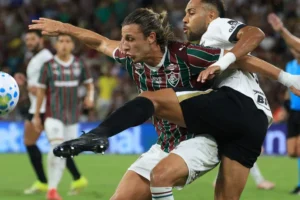 Atlético-MG e Fluminense jogam em momentos distintos e de olho nas quartas da Conmebol