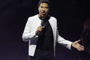 Atualização sobre o estado de saúde de Lionel Richie