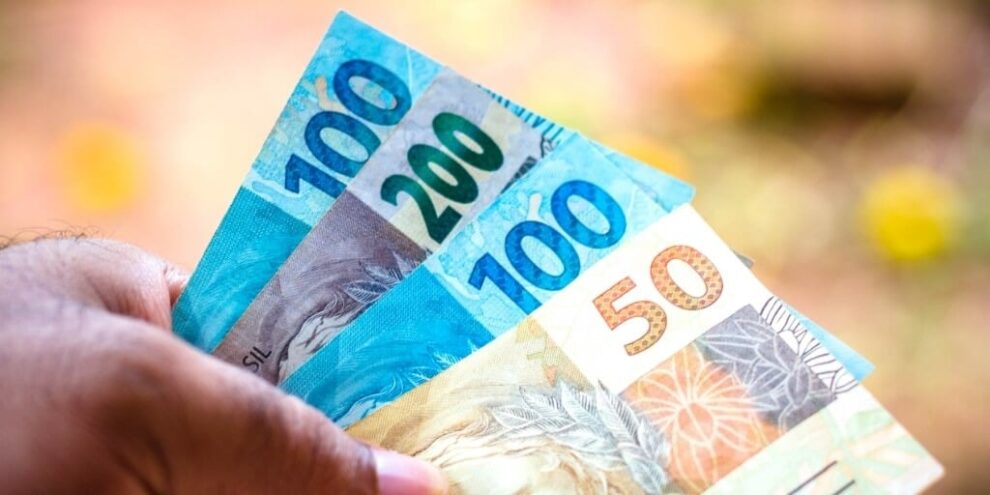 Banco Central injeta US$ 1 bilhão para dar liquidez ao mercado