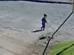 Bebê de 18 meses foge de creche e vai até o trabalho da mãe em SC