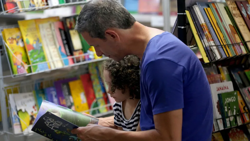 Bienal do Livro de São Paulo deve receber mais de 700 mil pessoas