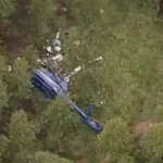Bombeiros encontram destroços de helicóptero e confirmam cinco mortes