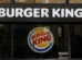 Burger King é condenado a indenizar trabalhadora por uniforme que não servia