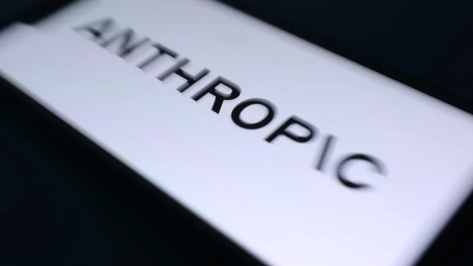 CEO da Anthropic pede desaceleração no desenvolvimento da IA