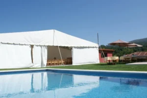 Casamento termina em pancadaria após briga por dinheiro na Espanha