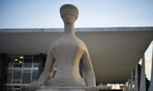 “Censura Suprema”: livro sobre atuação do STF será lançado em Maringá na terça-feira (8)