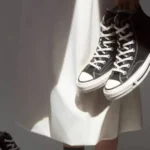 Converse remove anúncio do All Star após ser acusada de fazer associação à Ku Klux Klan