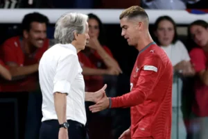 Cristiano Ronaldo e Jorge Jesus se reúnem após polêmica na seleção