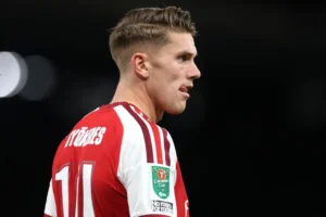 De goleador a reserva: Gyokeres perde espaço no Arsenal