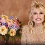 Em homenagem póstuma, Dolly Parton agradece prêmio em vídeo gravado antes de sua morte