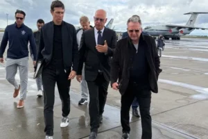 Enviados dos EUA chegam a Moscou para negociar fim da guerra na Ucrânia