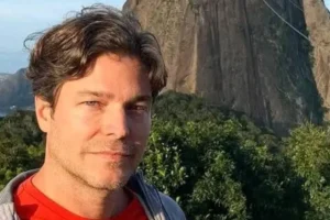 Erik Marmo perde casa em incêndio nos EUA e amigos criam vaquinha