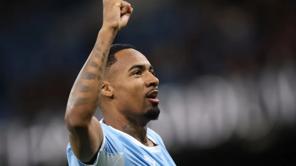 Ex-Palmeiras, Allan estreia com gol e assistência em goleada do City