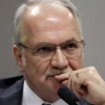 Fachin tira pedido de investigação contra Mendonça do inquérito das fake news