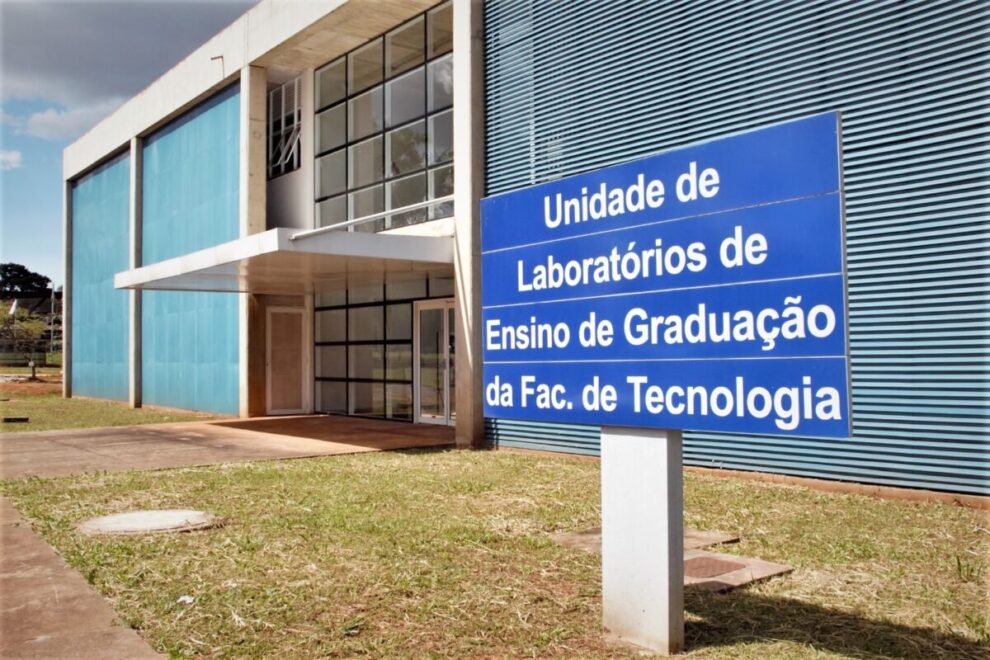 Faculdades de tecnologia e negócios atualizam cursos para atender demanda de mercado