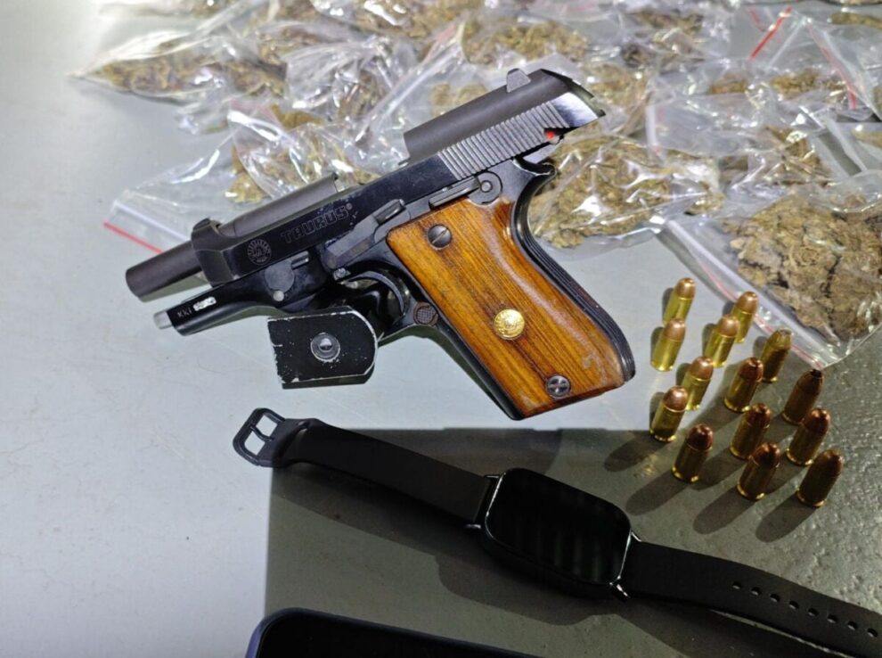 Homem é preso em flagrante com pistola com numeração raspada e mais de 1kg de maconha em Maringá