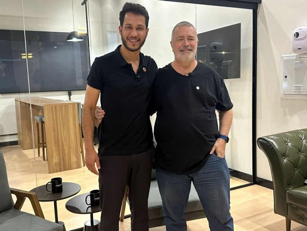 Lemuel do Salvando Vidas grava participação na série de entrevistas ‘Maringá Post - De Olho nas Urnas’