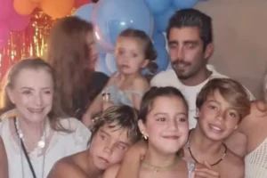 Luana Piovani, Scooby e Cintia Dicker são flagrados juntos em aniversário