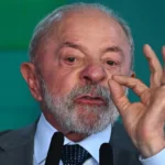 Lula diz a pastores que não fará campanha nas igrejas por respeito à fé