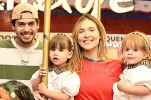 Mães tentam evitar que filhos estudem com as filhas de Virginia
