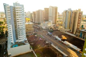 Maringá, Londrina e Curitiba: quanto custa o metro quadrado em cada padrão